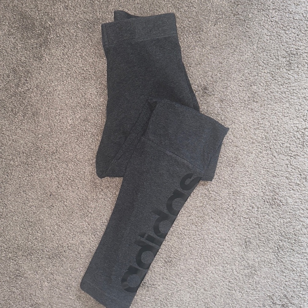 Women’s Adidas Essential Linear Logo Tight Leggings. Gray, Size Small